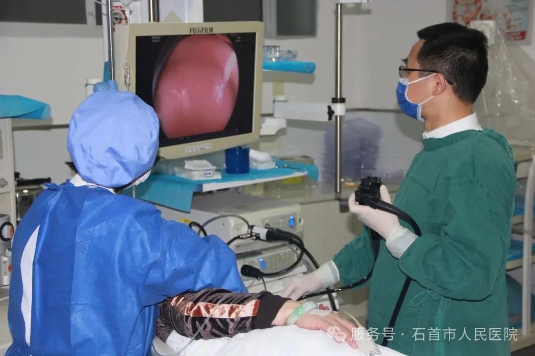 精准“拆弹”,无痕除癌!石首市人民医院消化内科开展首例食管多处早癌ESD微创切除术 精准“拆弹”,无痕除癌!石首市人民医院消化内科开展首例食管多处早癌ESD微创切除术